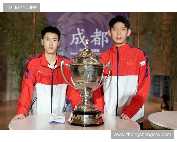 成都羽毛球队荣登全国羽毛球配合排行榜第十名展现实力与团队精神